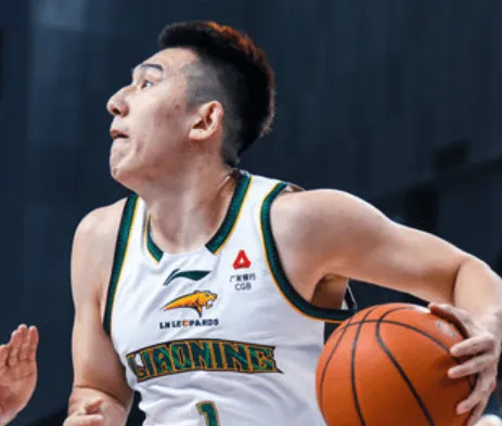 付豪全场投篮11中3，罚球3中3得到9分5篮板2盖帽