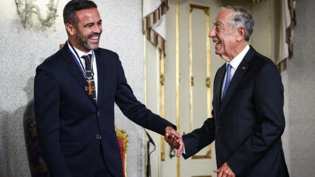 当选南美最佳教练 阿图尔·若热不接葡国总统电话