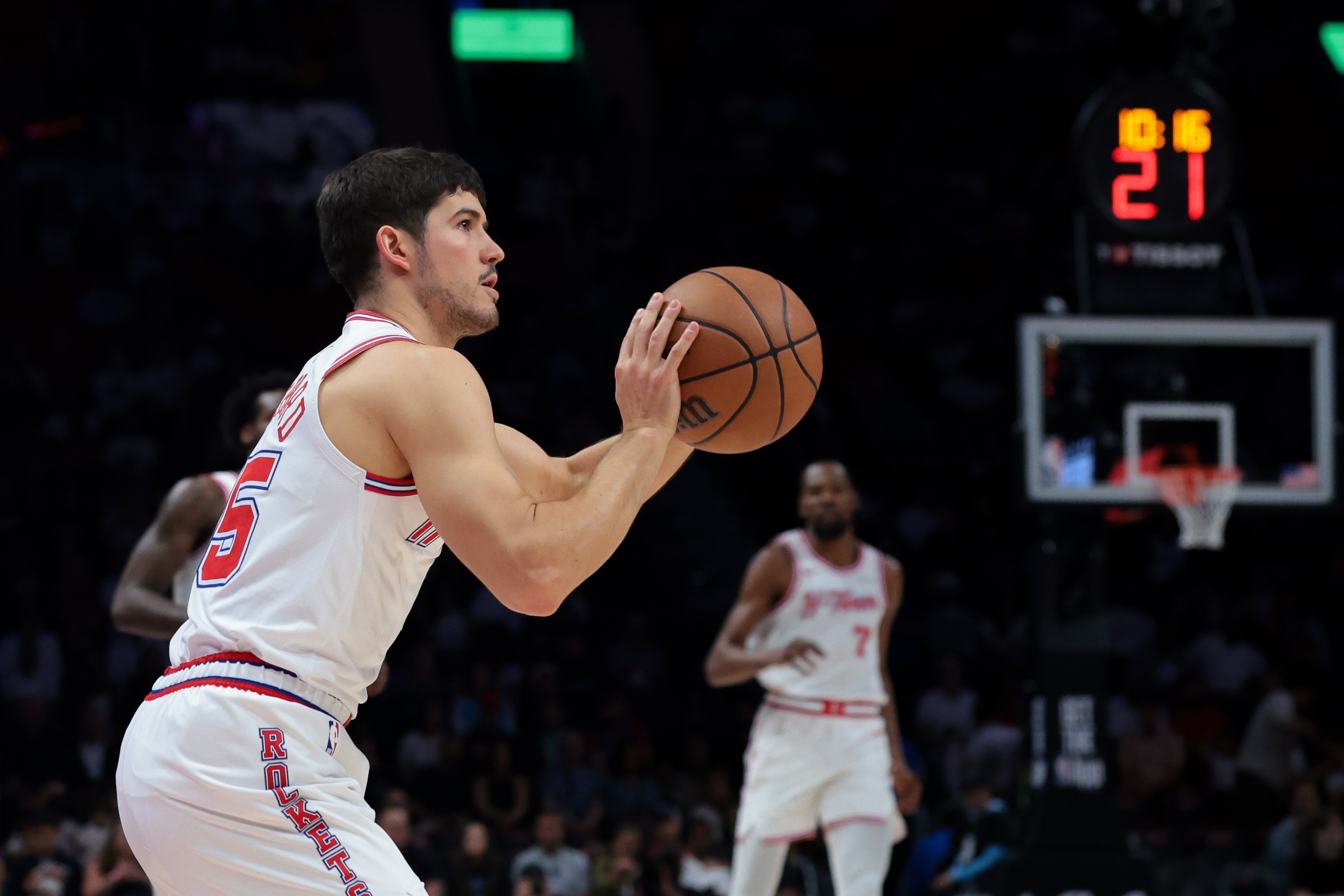 九游登录入口-杜兰特谈谢泼德：投篮不顺的时候就要去做其他事 他今晚做到了